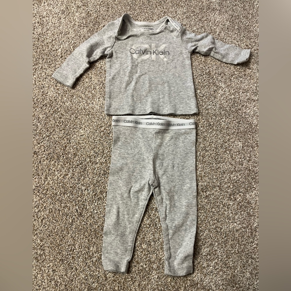 Calvin Klein 2 piece Pajamas, 3-6 months